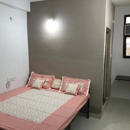 Prestige Guest House & Hostel Bilāspur エクステリア 写真