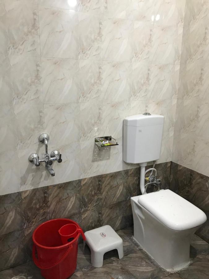 Prestige Guest House & Hostel Bilāspur エクステリア 写真